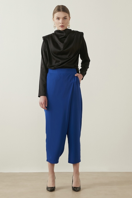 Mizalle Anvelop Detaylı Kısa Paça Mavi Harem Pantolon - Mizalle