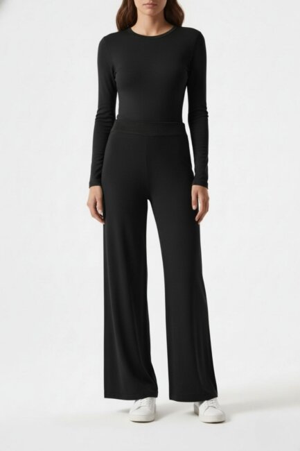 Mizalle Geniş Paça Lastikli Siyah Triko Pantolon - Mizalle