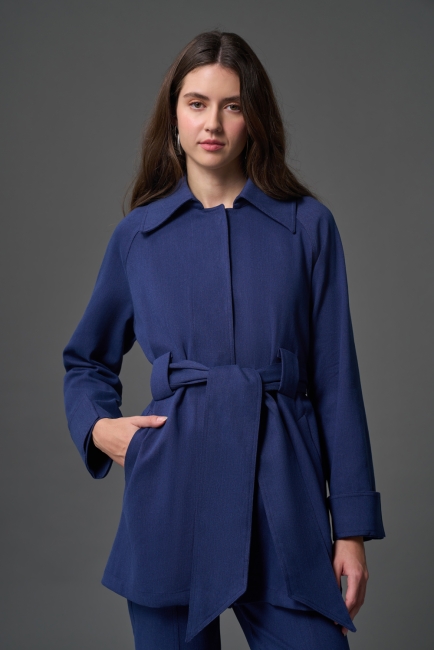 Mizalle Denim Dokulu Kuşaklı İndigo Mavi Ceket - Mizalle