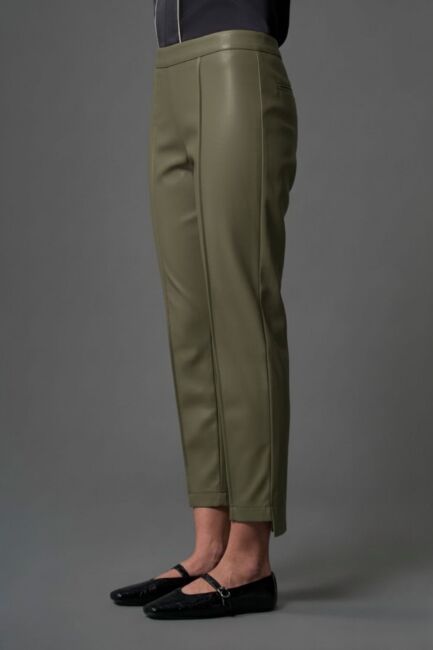 Mizalle Paça Detaylı Deri Görünümlü Haki Pantolon - Mizalle (1)