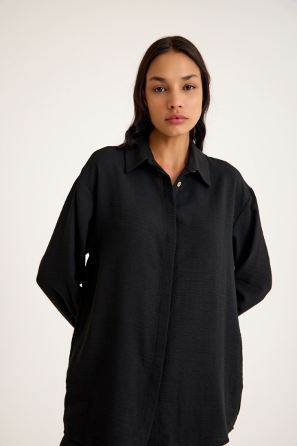 Mizalle Keten Dokulu Yazlık Rahat Kesimli Siyah Gömlek - Mizalle