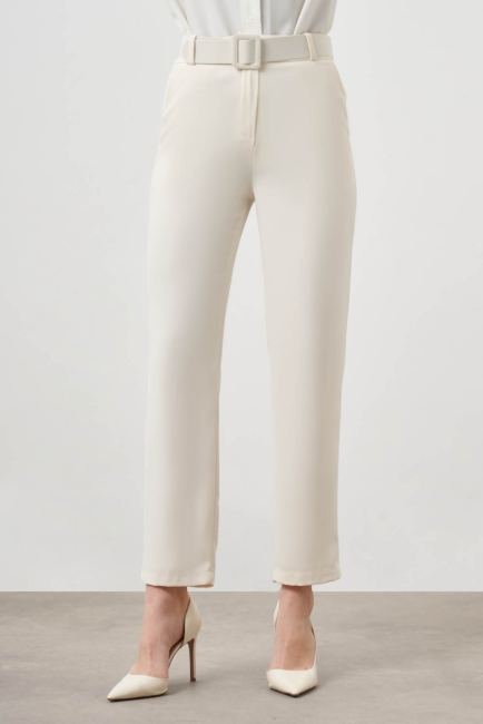Hazır Kemerli Ekru Pantolon - Mizalle (1)