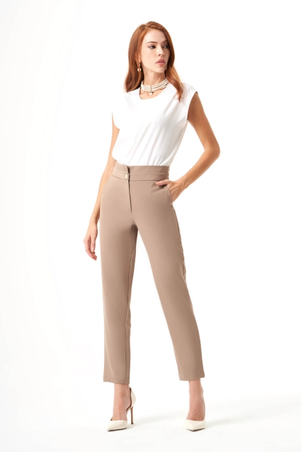 Mizalle Bel Detaylı Klasik Kısa Paça Vizon Kumaş Pantolon - Mizalle (1)