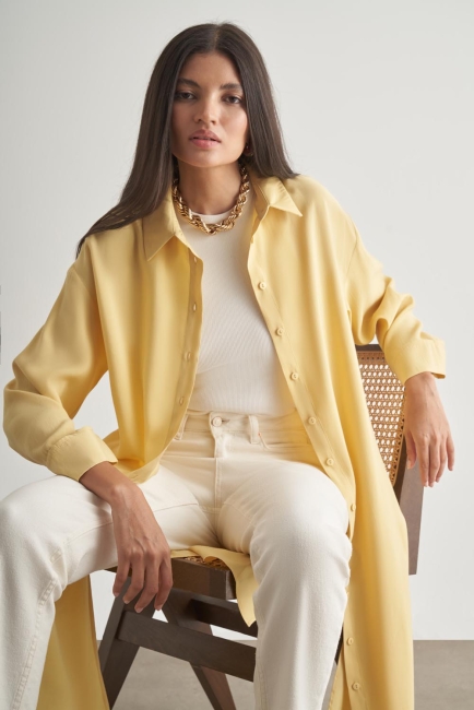 Mizalle Dar Kesim Kesik Paçalı Mom Fit Ekru Denim Pantolon - Mizalle