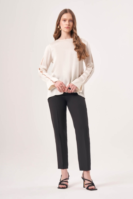 Kolu Detaylı Uzun Ekru Bluz - Mizalle (1)