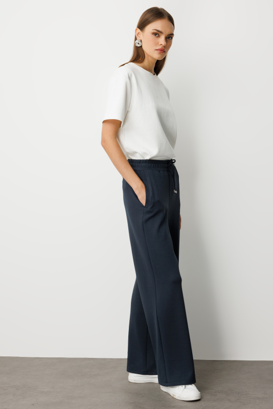 Mizalle Beli Lastikli Yumuşak Dokulu Antrasit Jogger Pantolon · 3