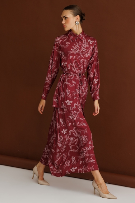 Mizalle Bordo Desenli Kuşaklı Saten Uzun Gömlek Tunik - Mizalle (1)