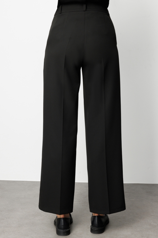 Mizalle Cepli Klasik Siyah Kumaş Pantolon · 4