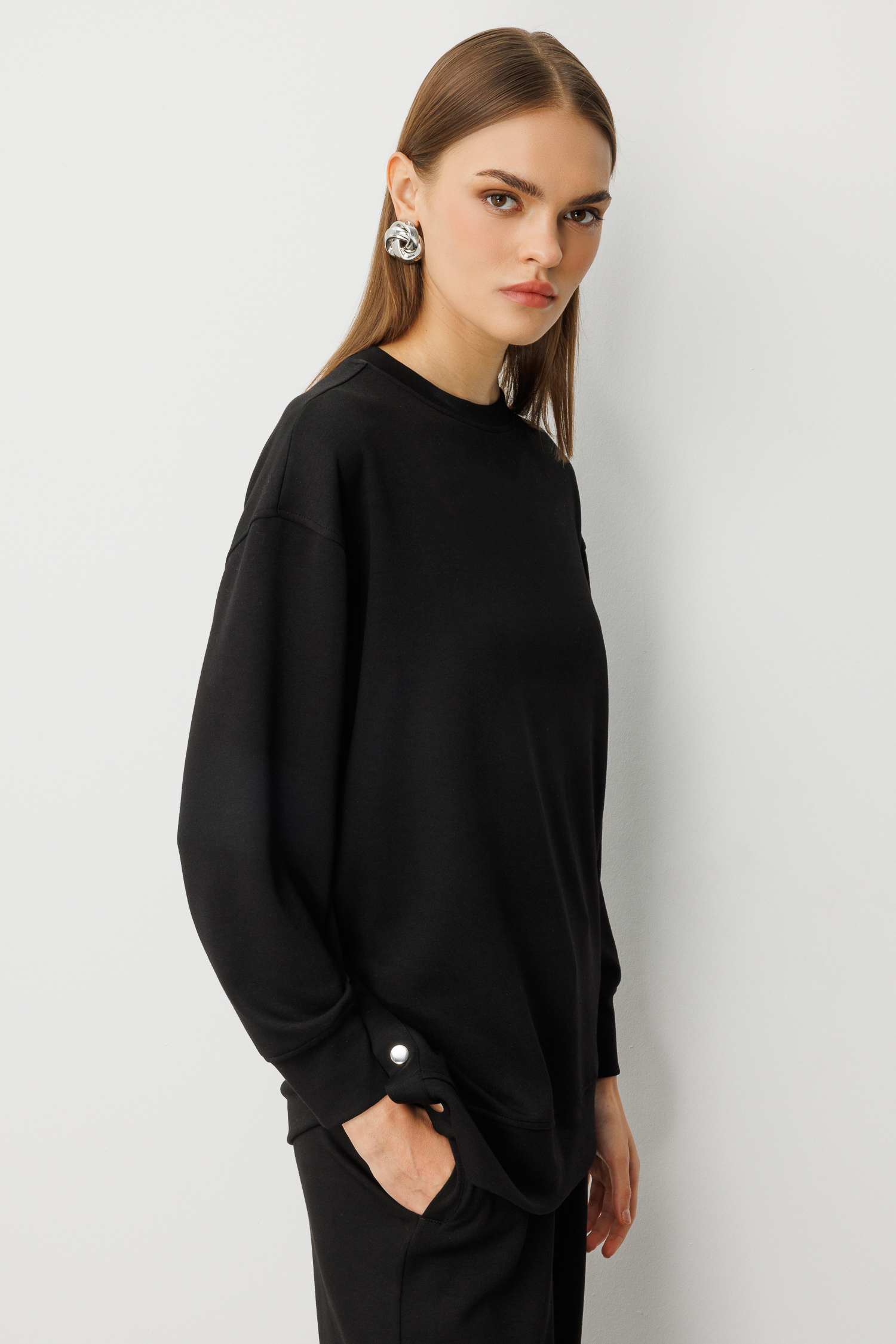 Mizalle Çıtçıtlı Yumuşak Dokulu Siyah Spor Tunik