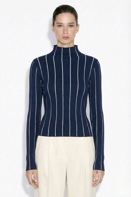 Mizalle Dik Yaka Lacivert Ekru Çizgili Triko Kazak - Mizalle