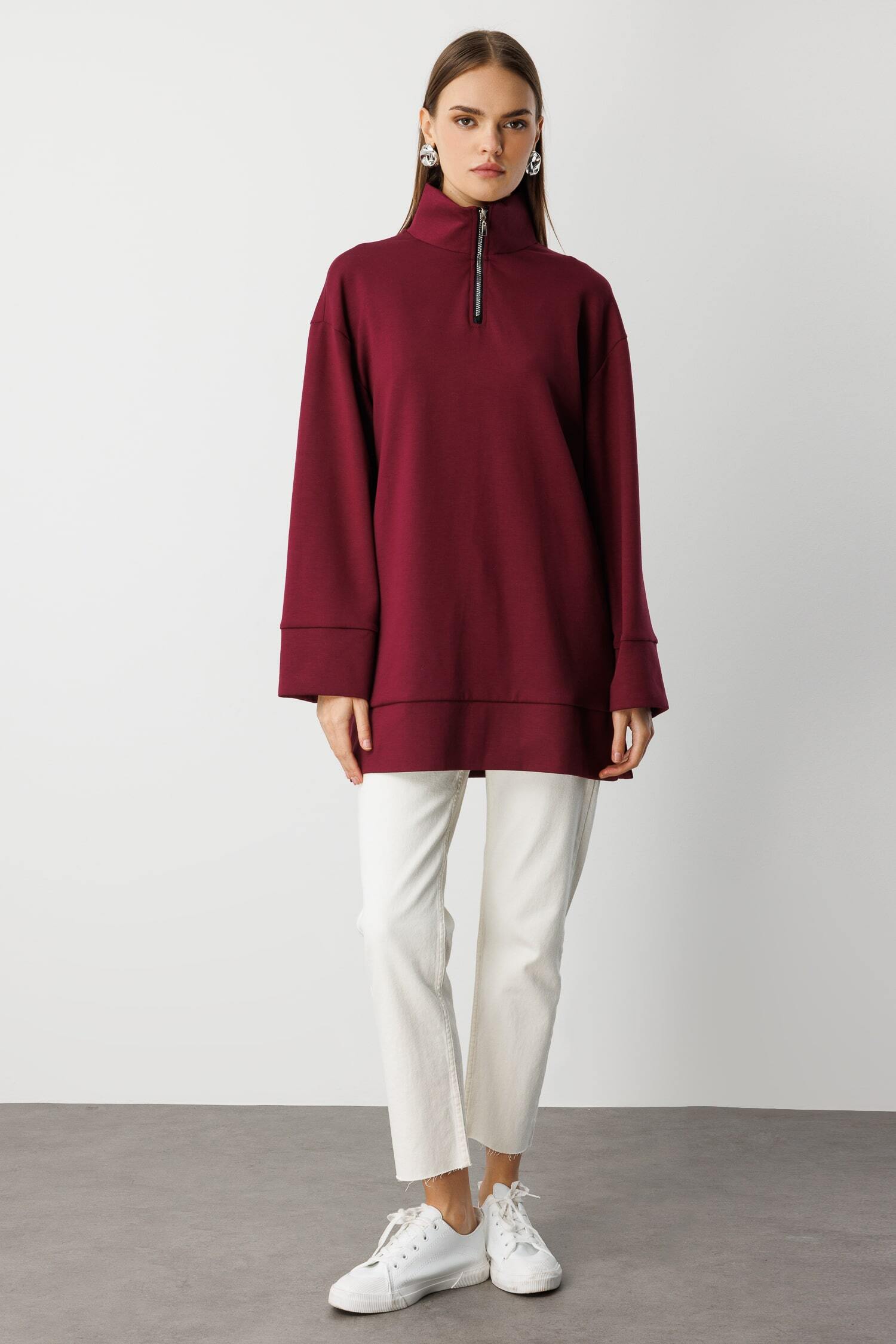 Mizalle  Dik Yaka Yumuşak Dokulu Bordo Sweatshirt