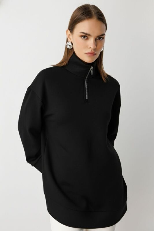 Mizalle  Dik Yaka Yumuşak Dokulu Siyah Sweatshirt · 2