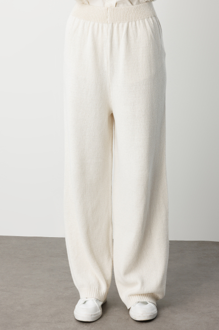 Mizalle Geniş Paça Beli Lastikli Ekru Triko Jogger Pantolon - Mizalle