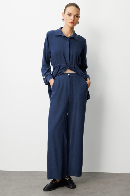 Mizalle Geniş Paça Beli Lastikli İndigo Mavi Cupro Pantolon - Mizalle