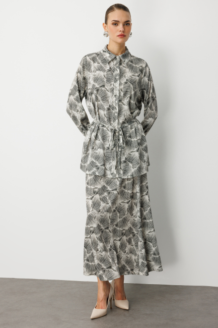 Mizalle Haki Yeşil Yaprak Desenli ip kuşaklı Tunik Gömlek - Mizalle