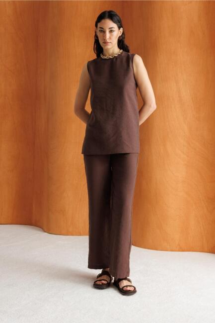 Mizalle Kahverengi Kolsuz Basic Bluz - Mizalle