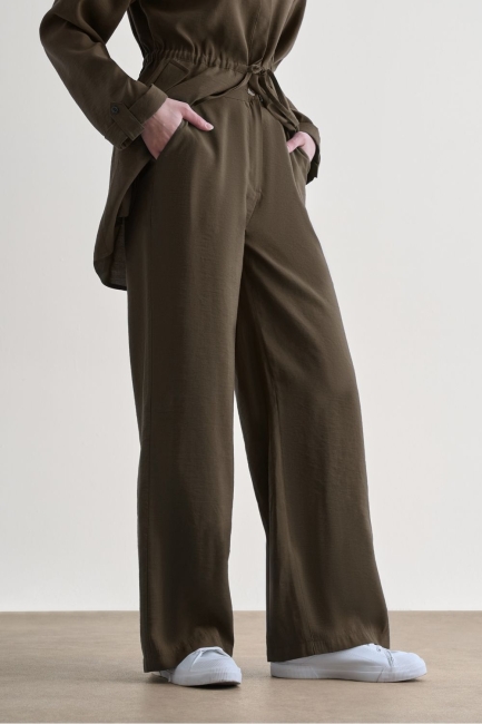 Mizalle Koyu Kahverengi Rahat Kesim Geniş Paçalı Modal Pantolon - Mizalle (1)