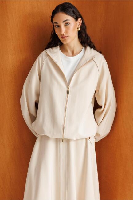 Mizalle Kapüşonlu Bej Rengi Bomber Ceket - Mizalle