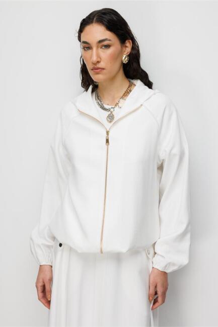Mizalle Kapüşonlu Beyaz Bomber Ceket - Mizalle