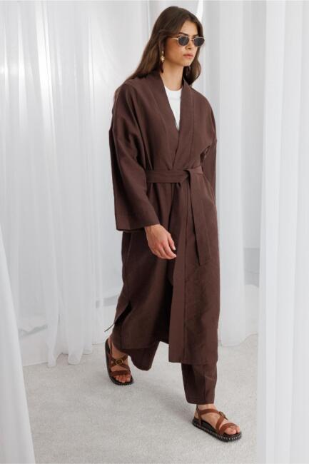 Mizalle Keten Dokulu Kuşak Detaylı Uzun Kahve Kimono - Mizalle (1)