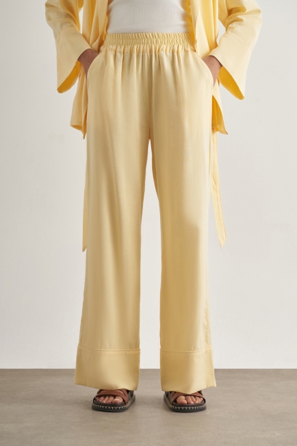 Mizalle Keten Karışımlı Beli Lastikli Geniş Kesim Sarı Pantolon - Mizalle