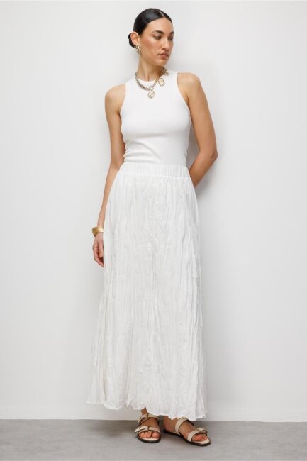 Mizalle Kırışık Görünümlü Saf Pamuk Beyaz Maksi Etek - Mizalle
