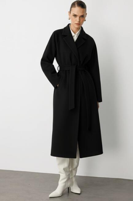 Mizalle Klasik Uzun Yünlü Siyah Kaşe Kaban - Mizalle (1)