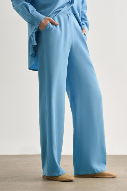 Mizalle Mavi Kemerli Rahat Kesim Modal Pantolon - Mizalle (1)