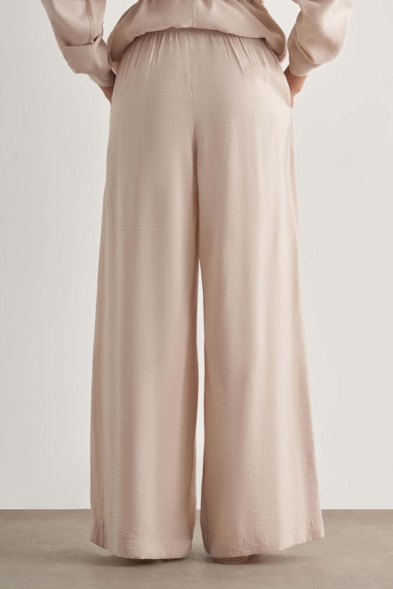 Mizalle Modal Karışımlı Rahat Kesim Beli Lastikli Bej Rengi Pantolon - Mizalle (1)