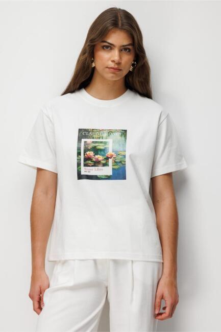 Mizalle Monet Water Lilies Baskılı Suprem Beyaz T-Shirt - Mizalle