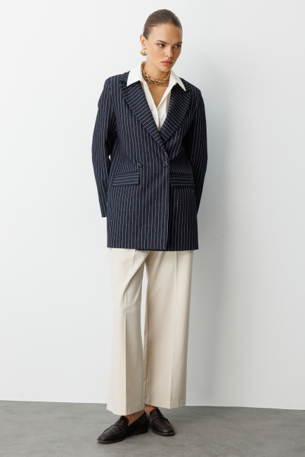 Mizalle Oversize Lacivert Çizgili Özel Tasarım Kruvaze Ceket - Mizalle (1)