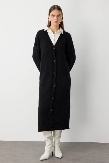 Mizalle Oversize V Yaka Uzun Siyah Triko Hırka - Mizalle