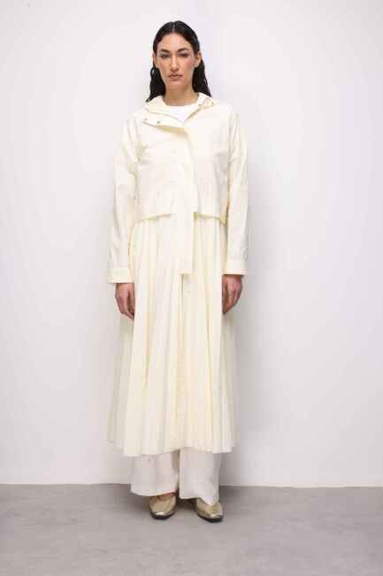 Mizalle Özel Tasarım Piliseli Ekru Trençkot - Mizalle (1)
