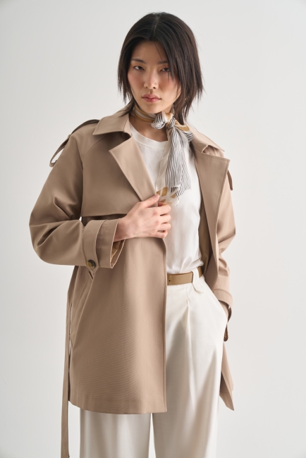 Mizalle Premium Pamuk Karışımlı Bej Rengi Trençkot - Mizalle