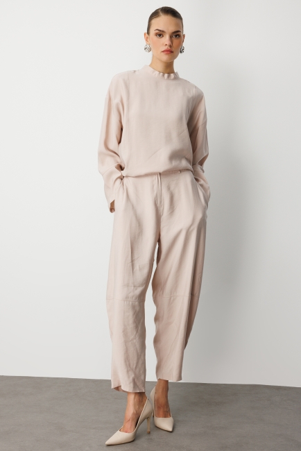 Mizalle Şalvar Kesim Modal Karışımlı Bej Rengi Pantolon - Mizalle