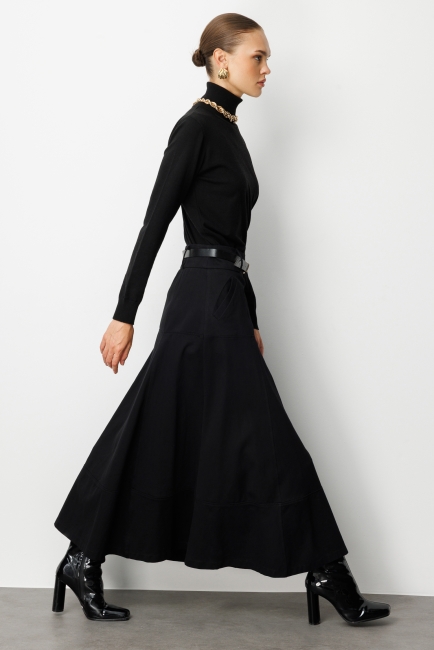 Mizalle Siyah A Kesim Kemerli Kalın Volanlı Maksi Etek - Mizalle