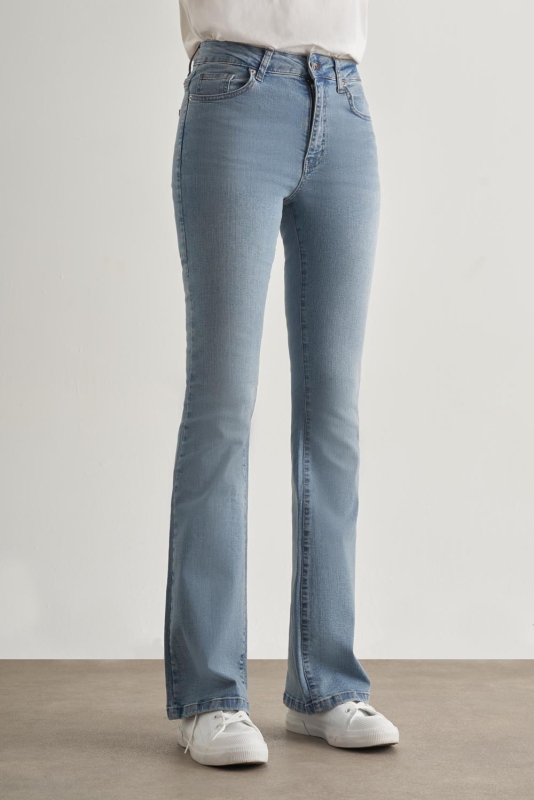 Mizalle Skinny Fit Flare Paça Açık Mavi Denim Pantolon · 4