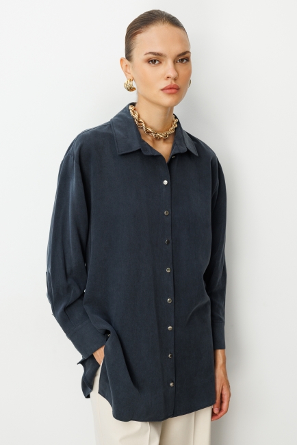 Mizalle Yan Düğmeli Siyah Cupro Tunik - Mizalle (1)