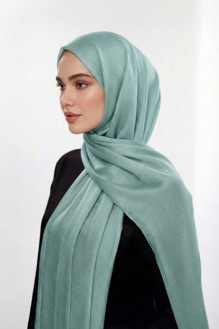 Mizalle & YAQA Özel Saten Dokulu Su Yeşili Şal - Mizalle