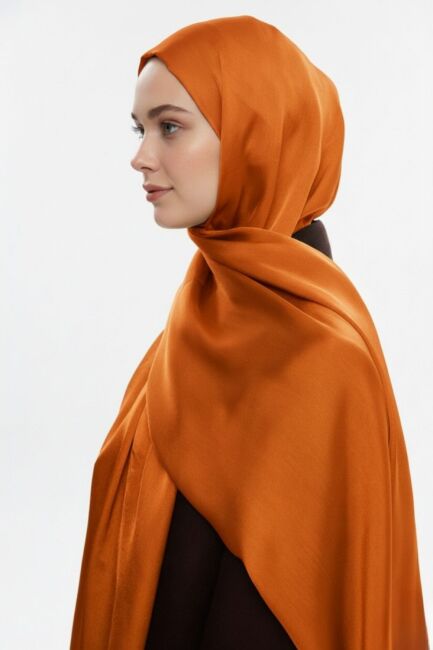 Mizalle & YAQA Özel Saten Dokulu Turuncu Şal - Mizalle (1)