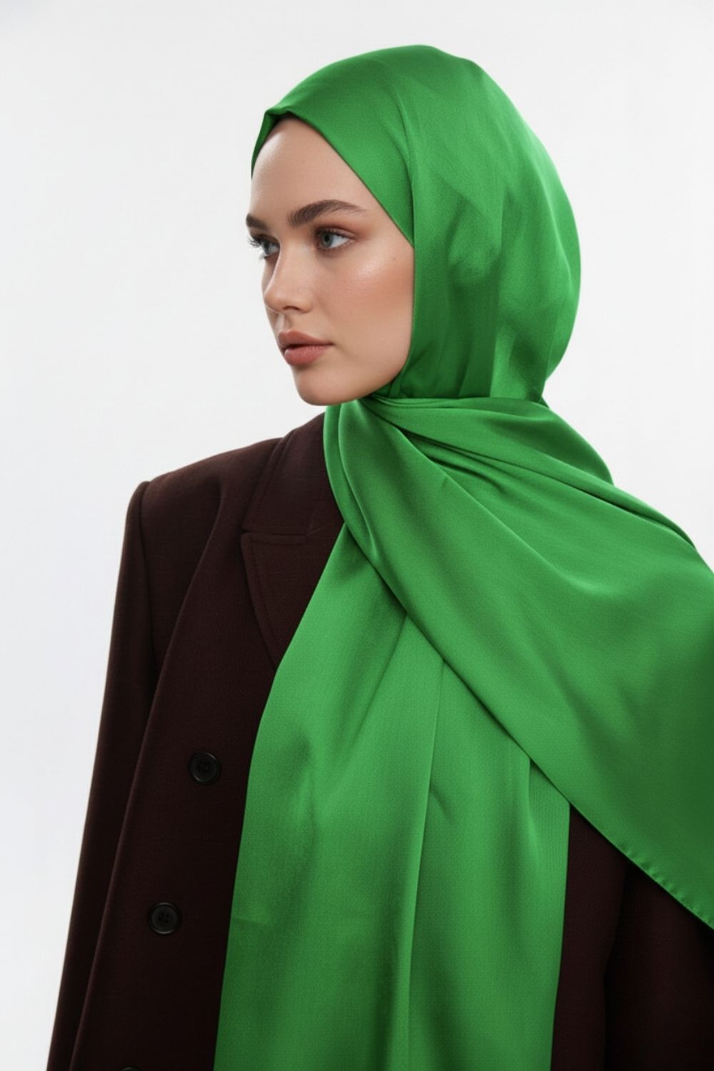 Mizalle & YAQA Özel Saten Dokulu Yeşil Şal