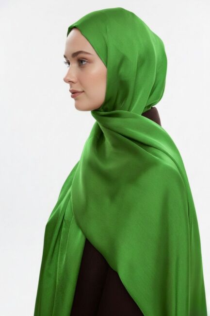 Mizalle & YAQA Özel Saten Dokulu Yeşil Şal - Mizalle (1)