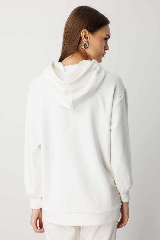 Mizalle Yumuşak Dokulu Kapüşonlu Ekru Sweatshirt · 6