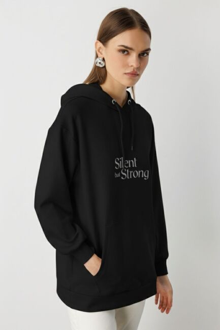 Mizalle Yumuşak Dokulu Kapüşonlu Siyah Sweatshirt - Mizalle (1)