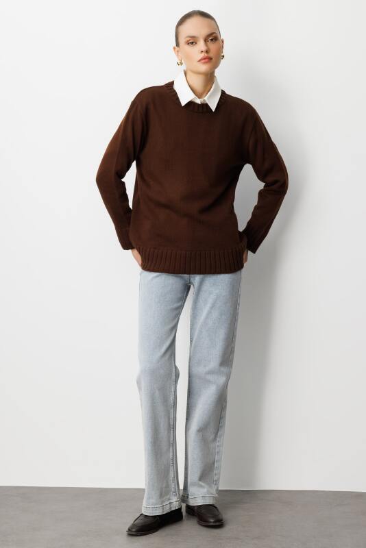 Mizalle Yuvarlak Yaka Oversize Kahverengi Triko Kazak · 3