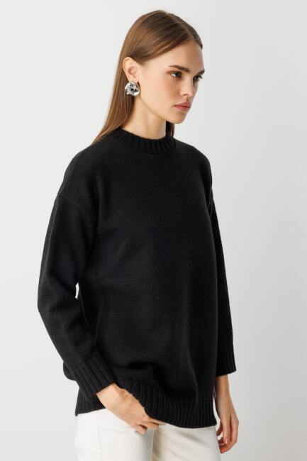 Mizalle Yuvarlak Yaka Oversize Siyah Triko Kazak - Mizalle (1)