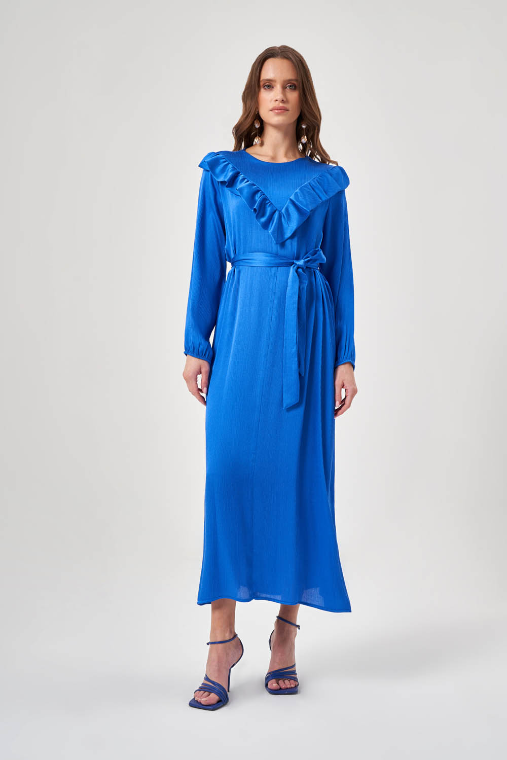 Önü Fırfırlı Uzun Mavi Elbise I Mizalle