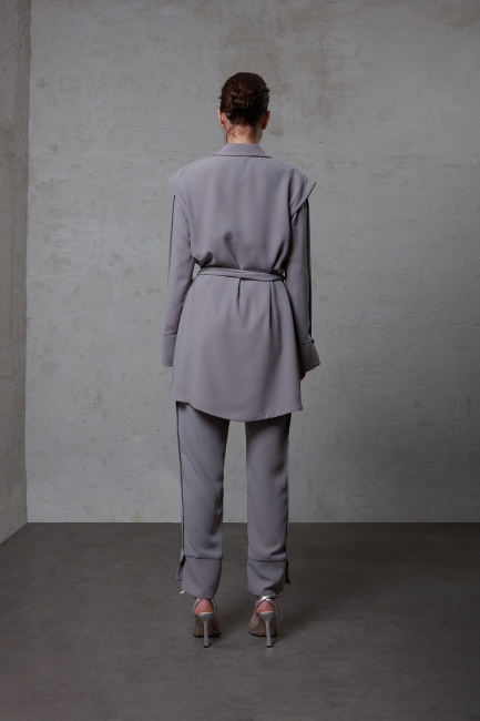 Mizalle Paçası Yırtmaçlı Klasik Gri Krep Pantolon - Mizalle (1)