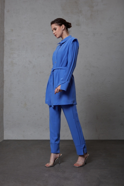 Mizalle Paçası Yırtmaçlı Klasik Saks Mavisi Krep Pantolon - Mizalle (1)