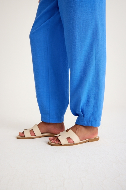 Mizalle Keten Görünümlü Rahat Kesim Mavi Jogger Pantolon - Mizalle